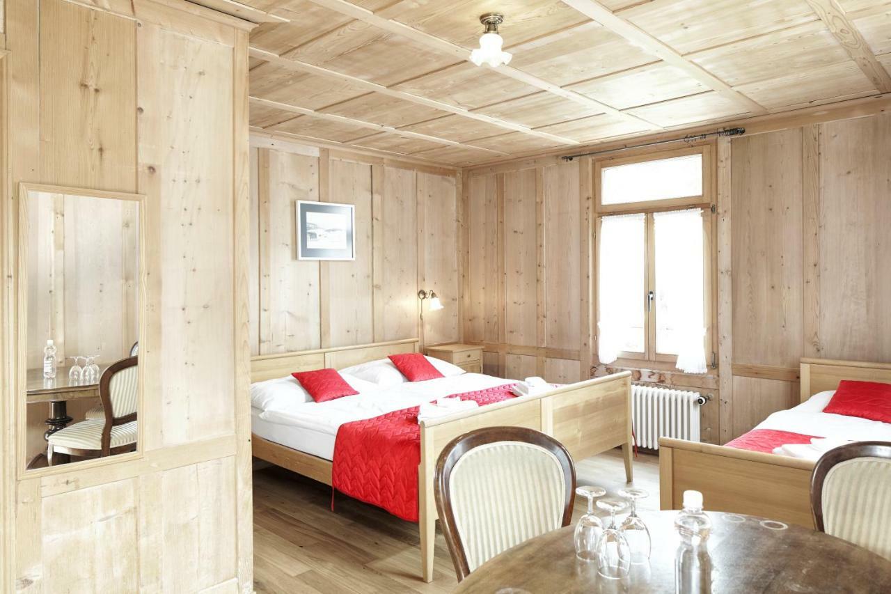 Hotel Kurhaus Fluehli ภายนอก รูปภาพ